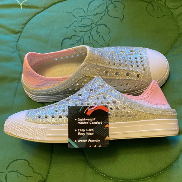Kids size 3 foamy’s sketchers - Picture 1 of 5